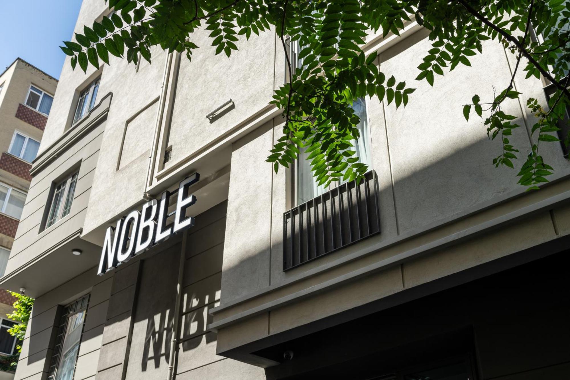 Noble Pangalti Hotel Истанбул Екстериор снимка