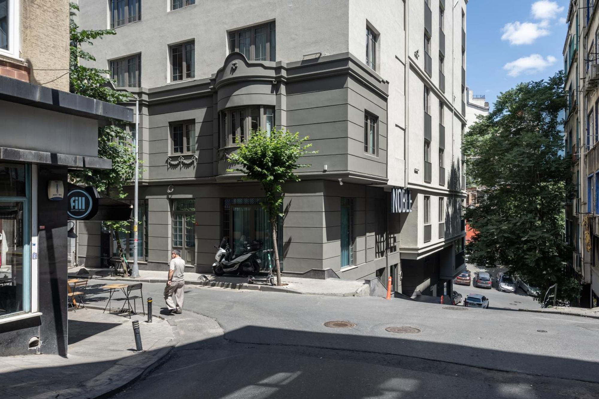 Noble Pangalti Hotel Истанбул Екстериор снимка