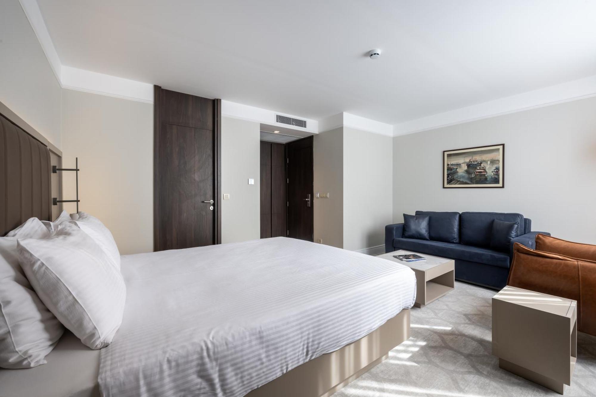 Noble Pangalti Hotel Истанбул Екстериор снимка