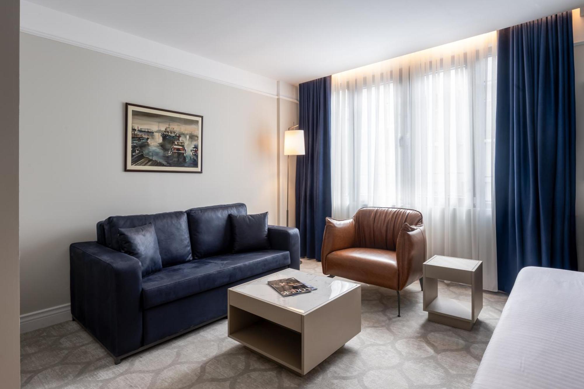 Noble Pangalti Hotel Истанбул Екстериор снимка