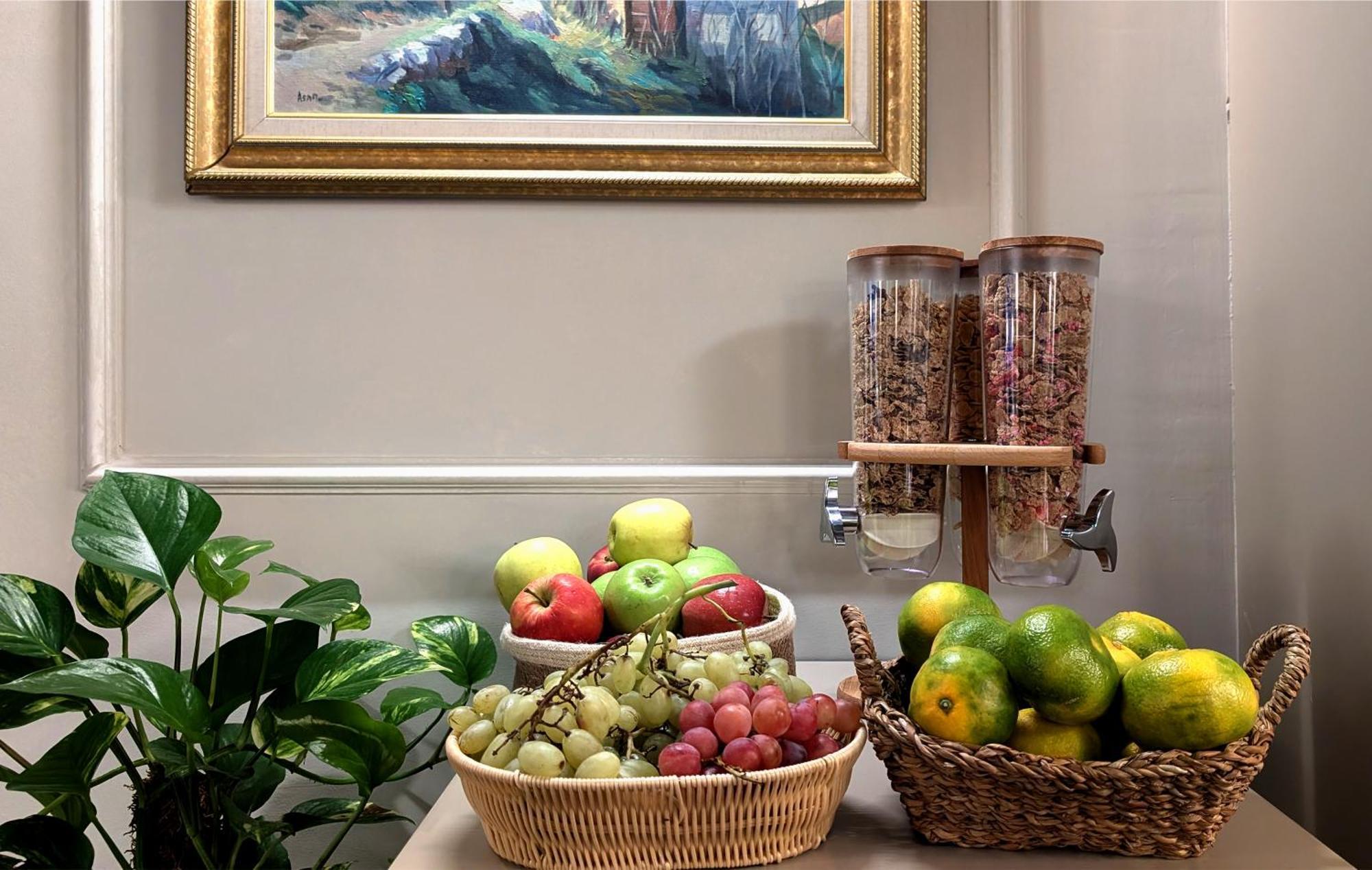 Noble Pangalti Hotel Истанбул Екстериор снимка